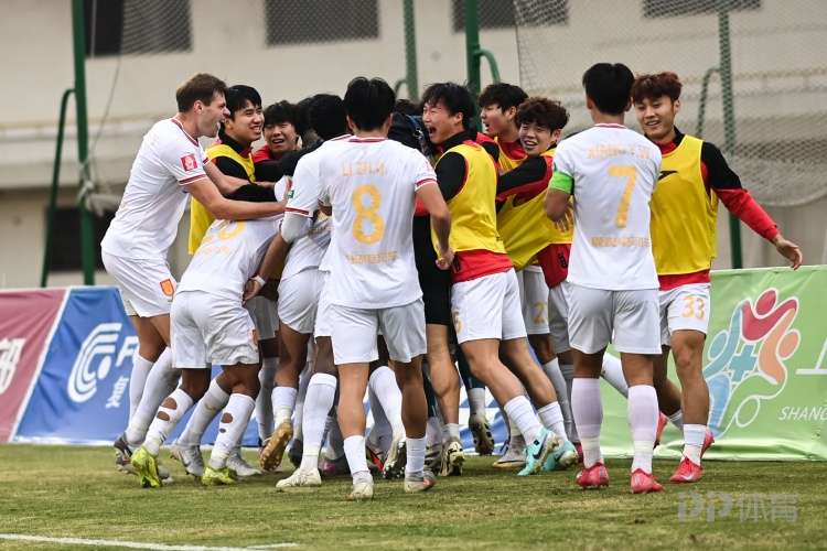 蓉城官方：祝賀銅梁龍沖超成功，期待明年在中超賽場見